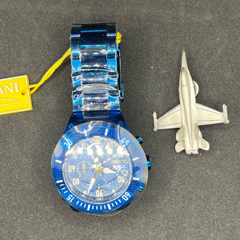 Invicta Aviator Mens - Picture 5 of 11